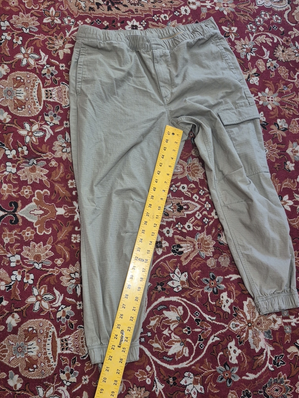 Timberland Men's Olive Cargo Jogger Pants - Light Olive